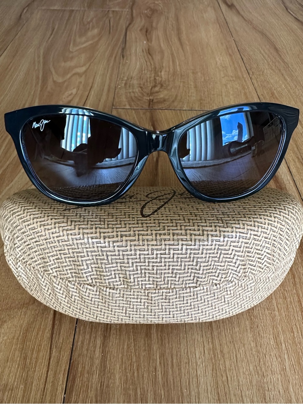 Maui Jim Canna MJ769-02K Women's Black Cat-Eye Sunglasses